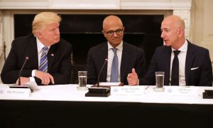 Trump Defends Retailers Threatened by Amazon