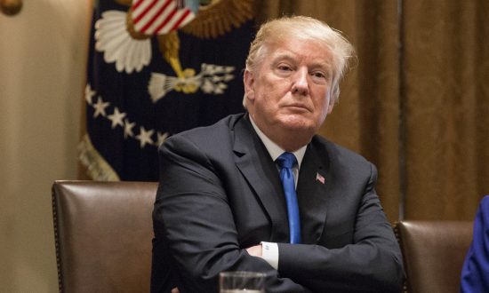 Trump Set to Meet Video Game Makers After Florida Shooting