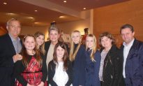 Company President Inspired to Help Others After Experiencing Shen Yun