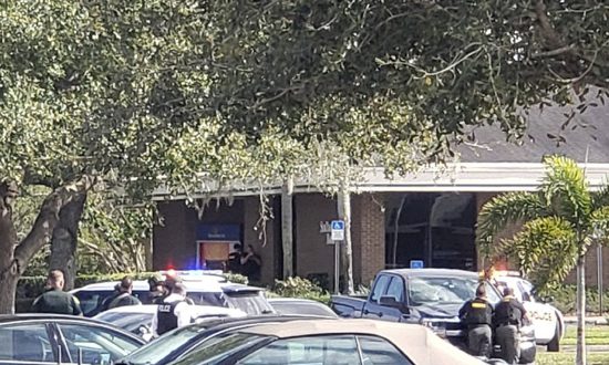 Αστυνομία: 5 άνθρωποι σκοτώθηκαν στο εσωτερικό της Φλόριντα SunTrust Bank, ο ύποπτος συνελήφθη