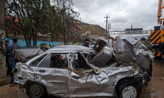 Floods Kill at Least 18 in Southern Iran, Provinces on Alert