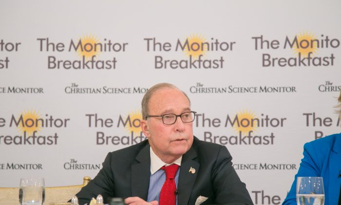 Director of the National Economic Council Larry Kudlow speaks to reporters at a breakfast roundtable hosted by the Christian Science Monitor in Washington, on April 3, 2019.
(Matt Orlando/The Christian Science Monitor)