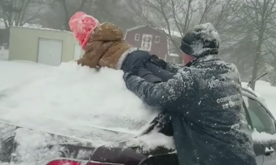 This Is What Happens When Kids Are Left Alone With Their Dads