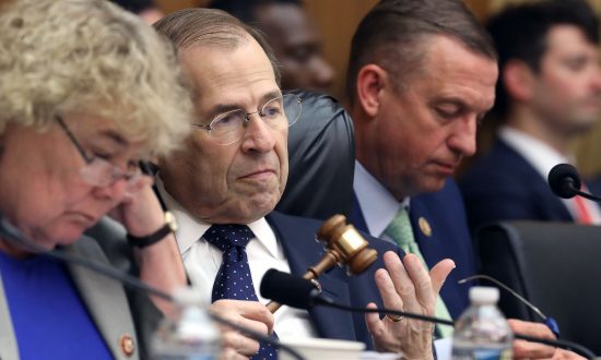 Democrat-led Committee Asks House to Find Barr in Contempt of Congress