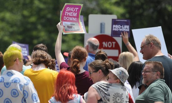 Appeals Court Lets Trump Administration Partly Defund Abortion Providers as Lawsuits Continue