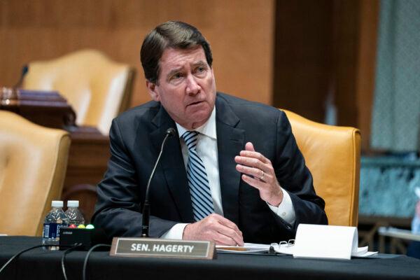 Sen. Hagerty Holds Press Conference on Bill to Address Crime in Washington