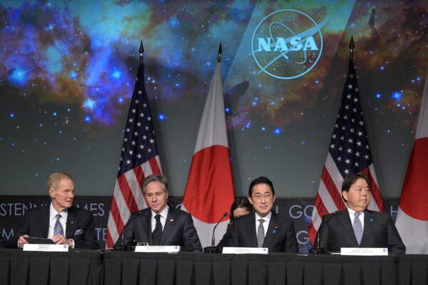 Japanese Prime Minister Fumio Kishida Visits NASA HQ