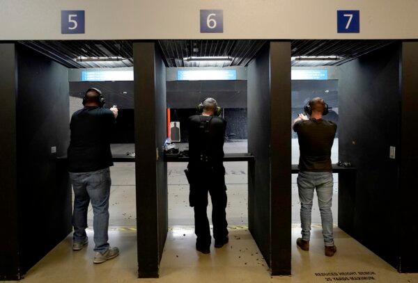 Gun Expert Explains Bump Stock, Machine Guns