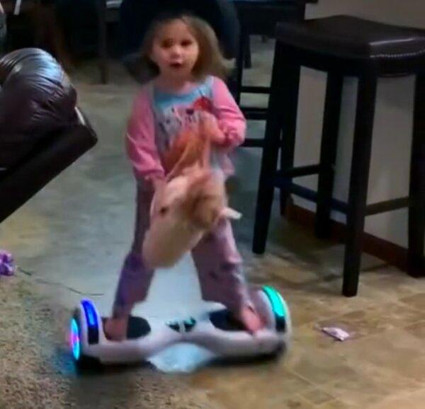 Little Cowgirls Flawlessly Ride Hoverboards in Circles Inside House–Just Like Professionals