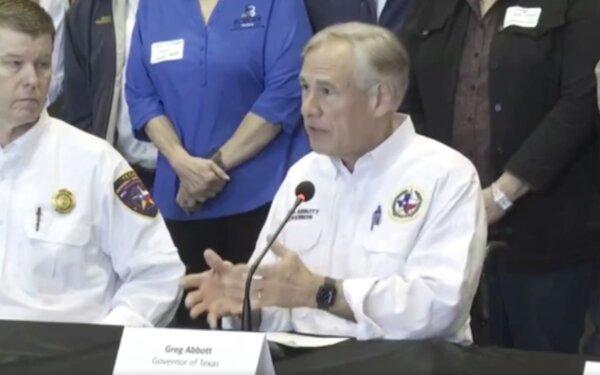 Gov. Abbott: Nearly 500 Structures Destroyed by Fires; Need to Find Shelter for Those Who Lost Homes