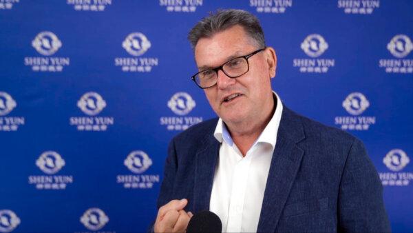 Principal of Catholic School Calls Shen Yun ‘Very Uplifting’
