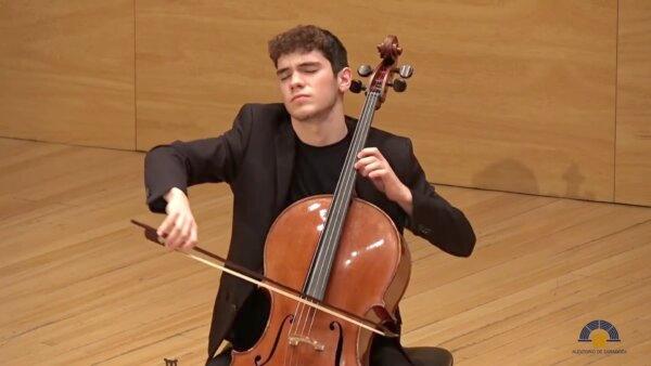 Bach: Cello Suite No. 4 (Sarabande, Bourrées, & Gigue) | Alejandro Gómez Pareja