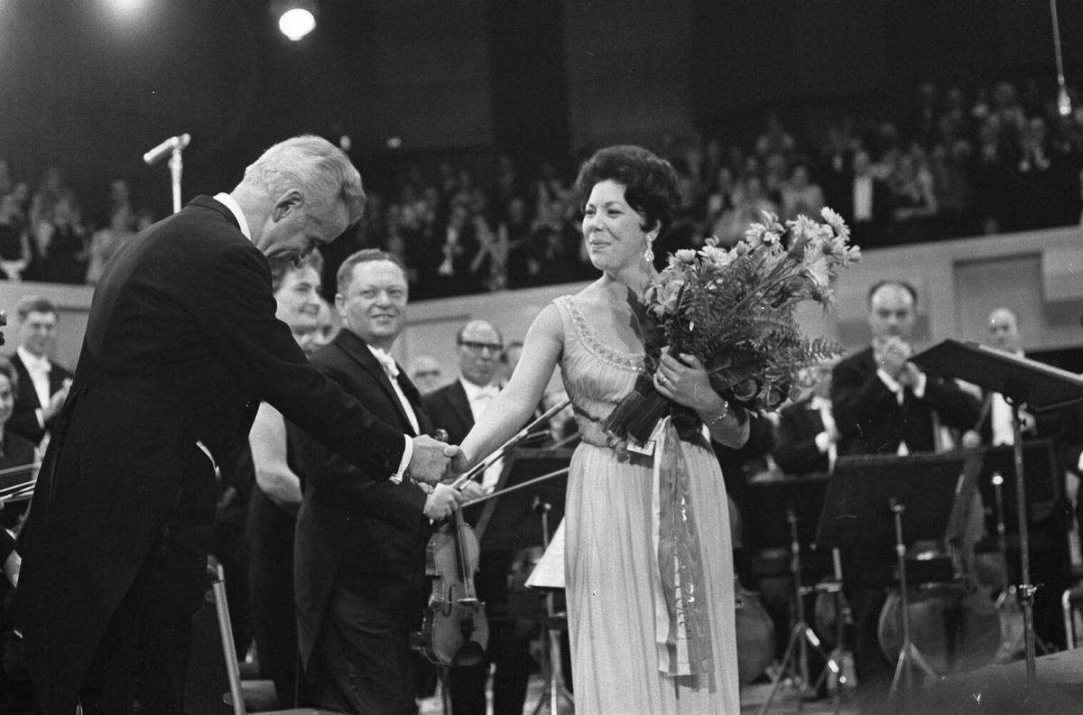 A 17th-Century Version of ‘You Are My Sunshine’