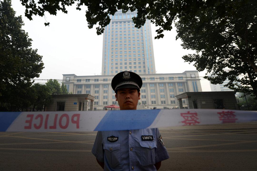 89 Chinese Provincial Officials Charged for Colluding with Local Mafia Groups