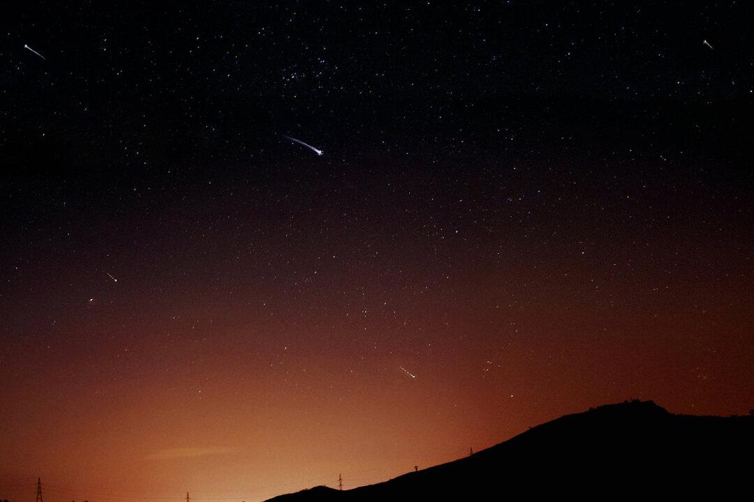 Nature’s Fireworks: The Best Meteor Showers Coming in 2015