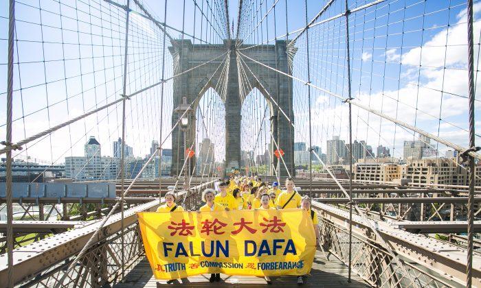 Falun Dafa Day Celebrated Around the World