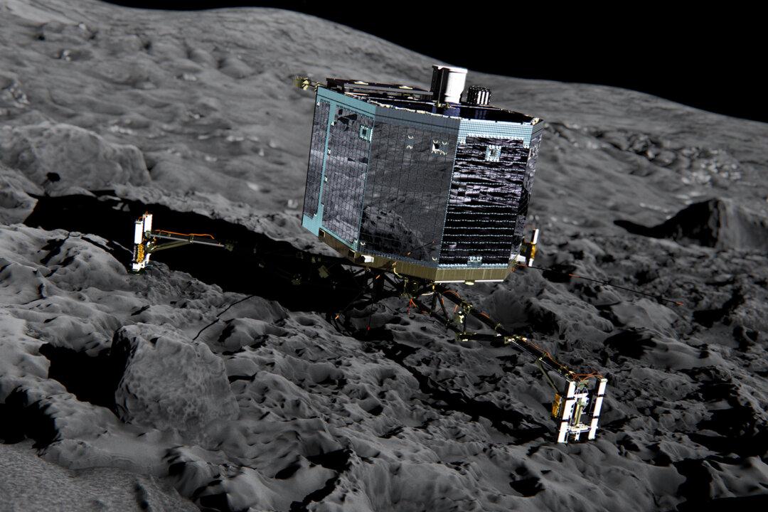 Spacecraft That Landed on Comet Finally Wakes Up
