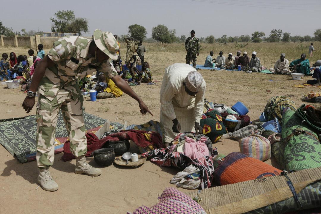 Nigerians: Cameroon Troops Burned Our Village, Forced Us Out