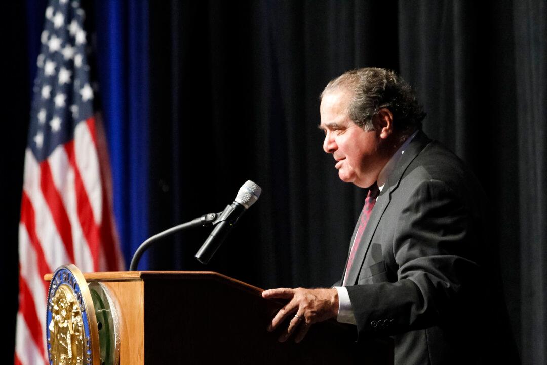 Scalia Death Sparks Election-Year Fight Over Filling Vacancy
