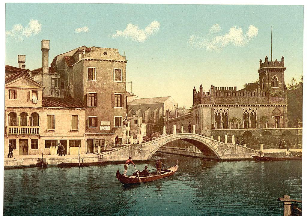 A Century-Old Grand Tour: Traveling to Venice Through 1890s Photochromes