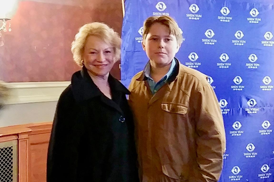 Retired Teacher: Shen Yun, ‘It’s absolutely beautiful’