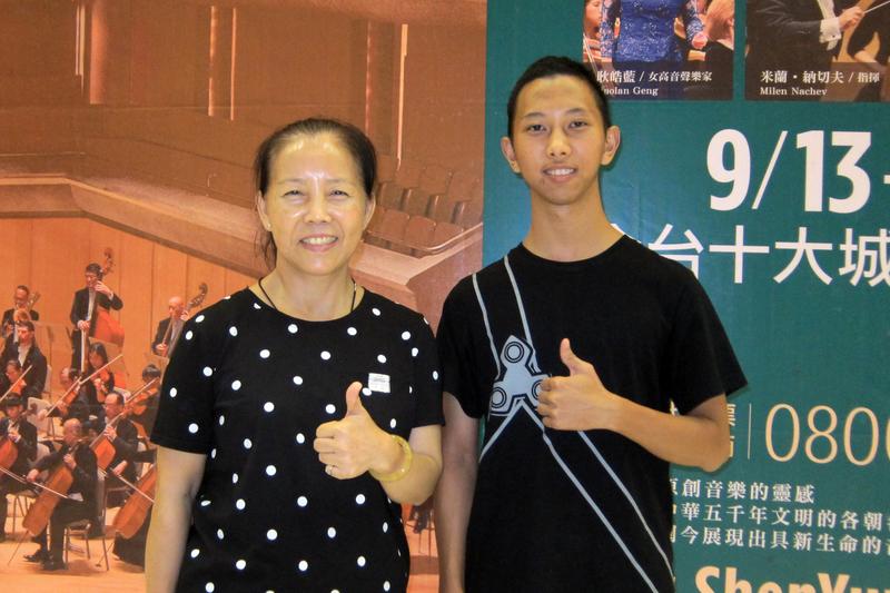 Music Professor: Shen Yun Music ‘Is a Kind of Heavenly Music’