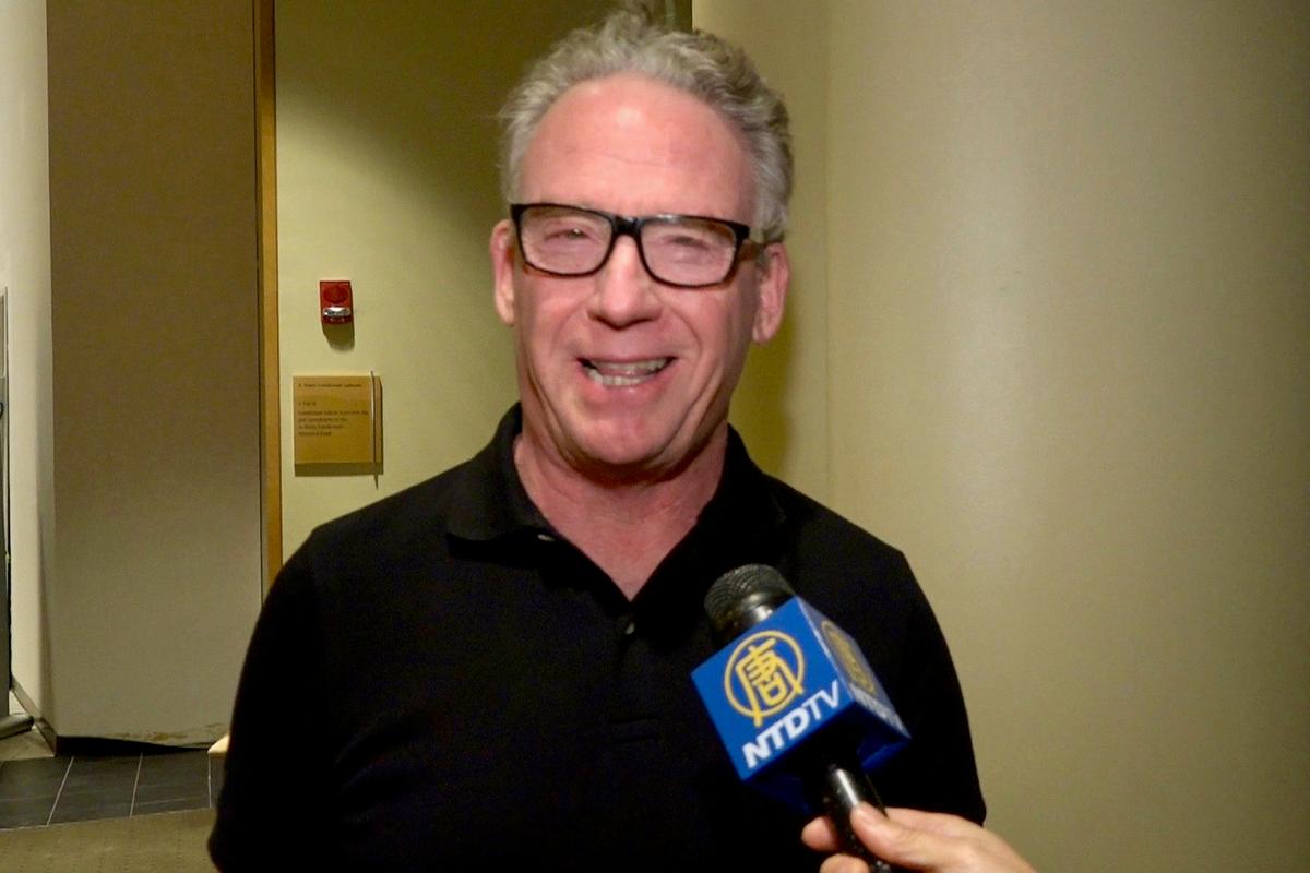 Musician: Shen Yun Orchestra and Conductor Both Fabulous