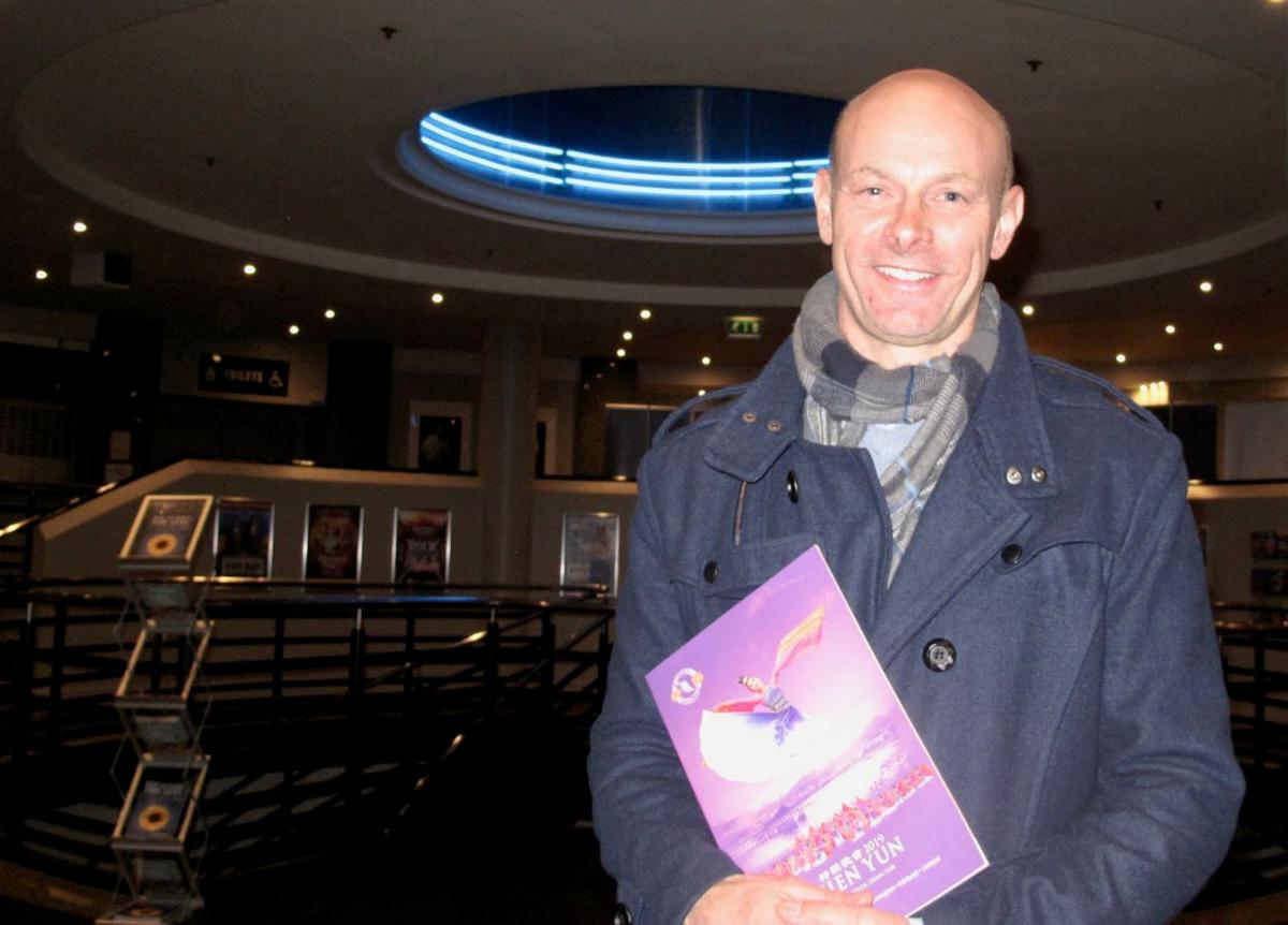 Shen Yun ‘Points the Way of Moral Compass in the Modern Age’ Says Writer