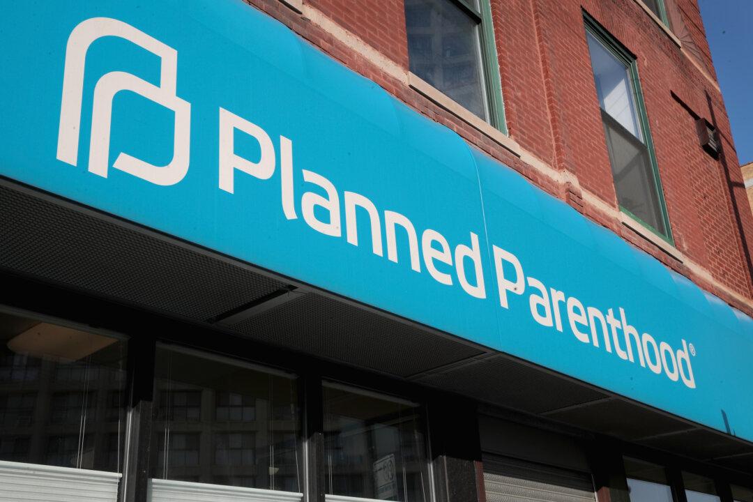 Blue-State Doctors Launch Abortion Pill Pipeline Into States With Bans
