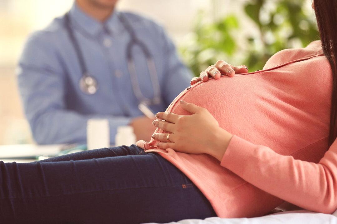 Couple Makes Pleas on Social Media to Moms Who Plan to Abort: ‘We Will Adopt Your Baby’