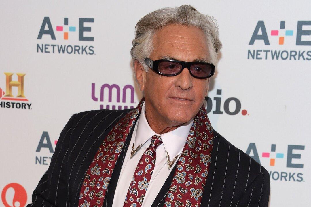‘Storage Wars’ Star Barry Weiss Sent to ICU After Crash: Reports