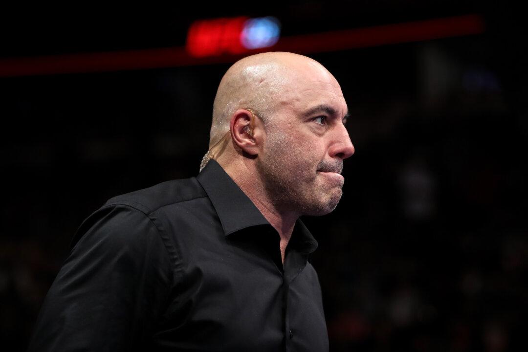 Joe Rogan Issues Warning After AI-Generated Version of His Podcast Surfaces