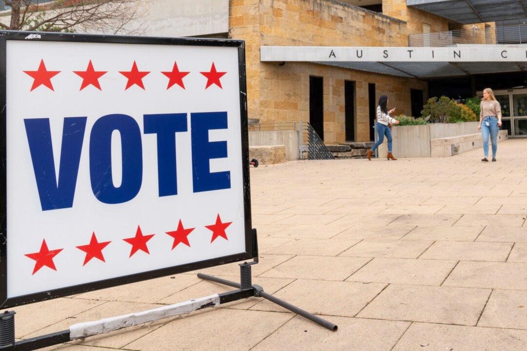Texas Democrats Walk Out of House Chamber to Block Voting Law