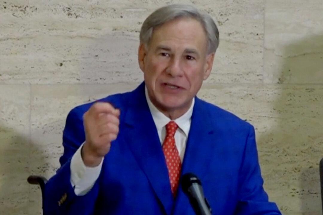 Texas Gov. Abbott to Veto Legislature Funding After Democrats Stage Walkout Over Voting Law