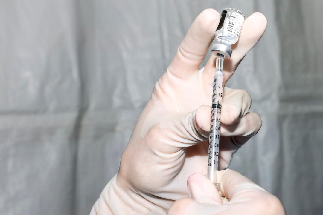University’s COVID-19 Vaccine Mandate Violates US Constitution: Court