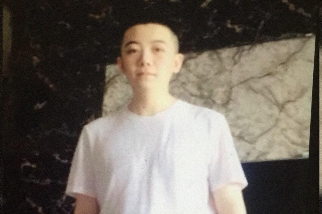 Exiled Journalist Calls For Release of Man Tortured Over Posts About Chinese Leader’s Daughter