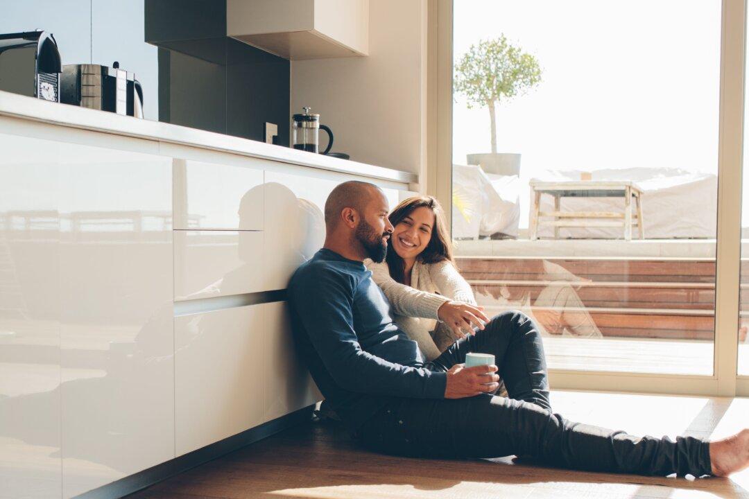 How to Communicate (Calmly) With a Defensive Partner