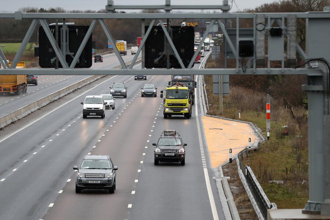 Smart Motorways: Prime Minister Urged to Bring Back Hard Shoulders