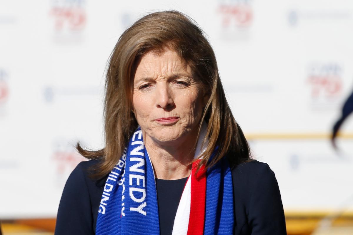 US Ambassador Kennedy Meets Australian PM, Talks to Coastwatchers Who Helped Rescue JFK