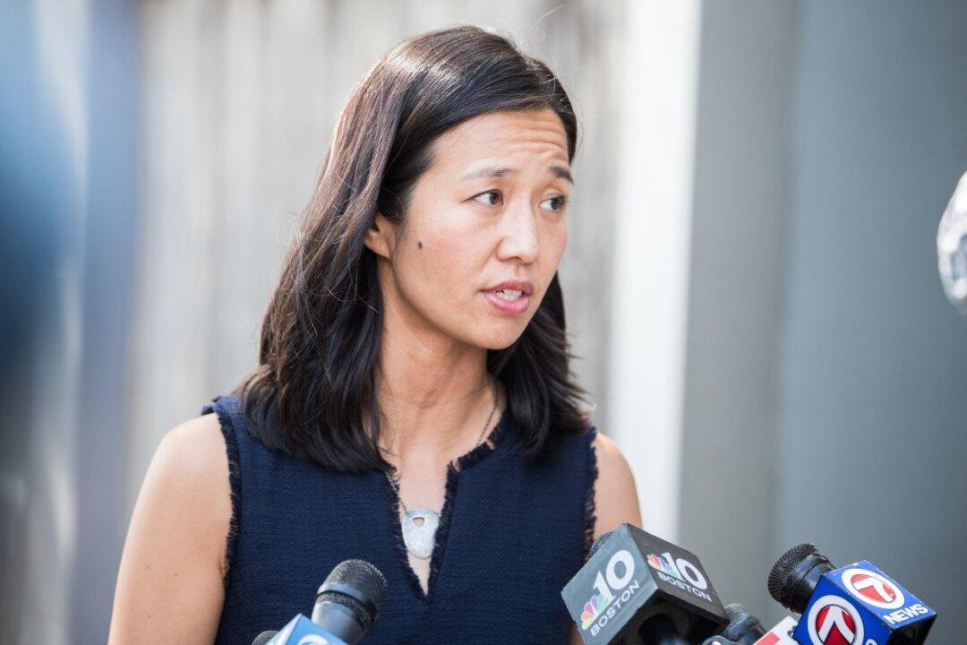 Judge Blocks Boston’s Vaccine Mandate for Certain First Responders