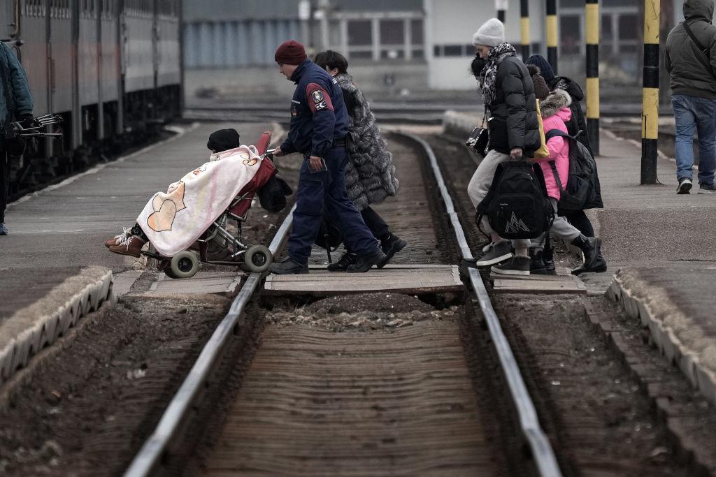 Ukrainian Refugees and the Multiculturalism of Displacement
