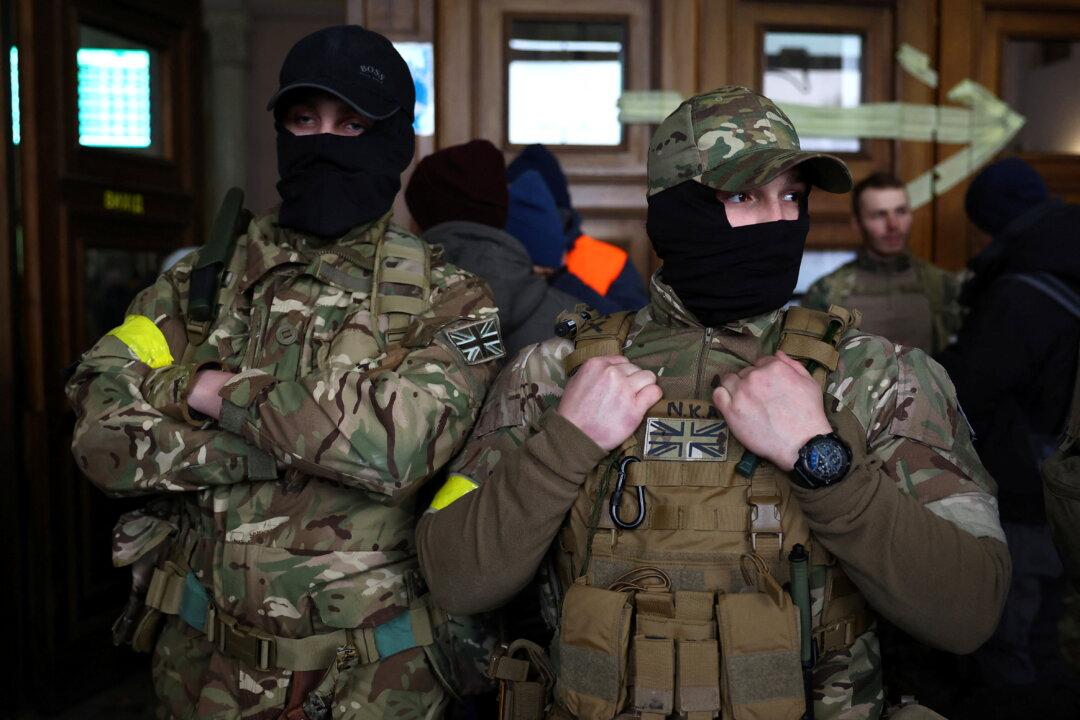 French Troops in Ukraine to Be Viewed as Legitimate Targets, Moscow Warns