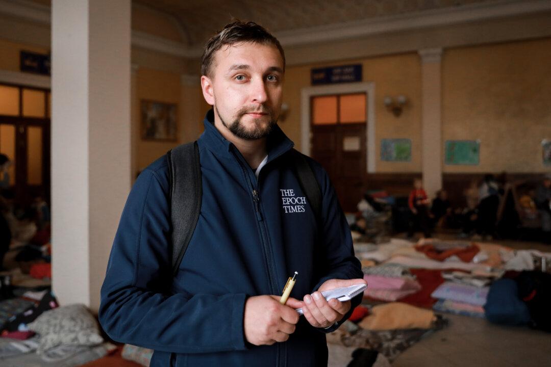 Epoch Times Reporters Covering War From Ukraine