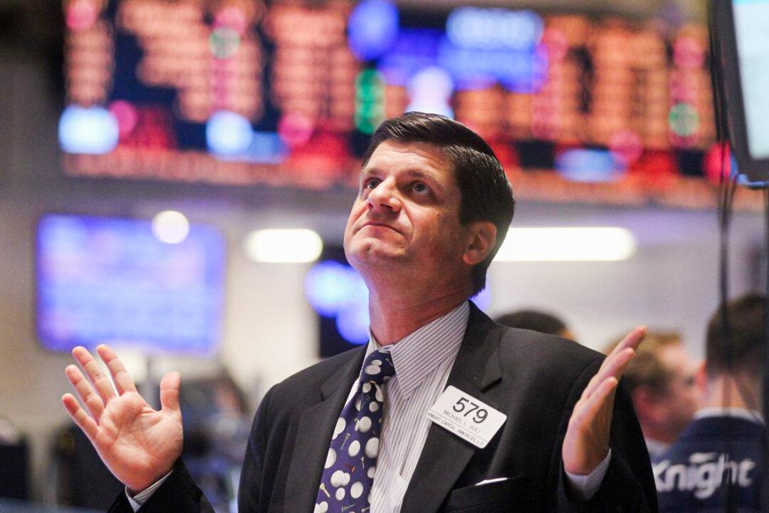 PIMCO Chief Warns About Potential US Recession, ‘Significant Growth Slowdown’