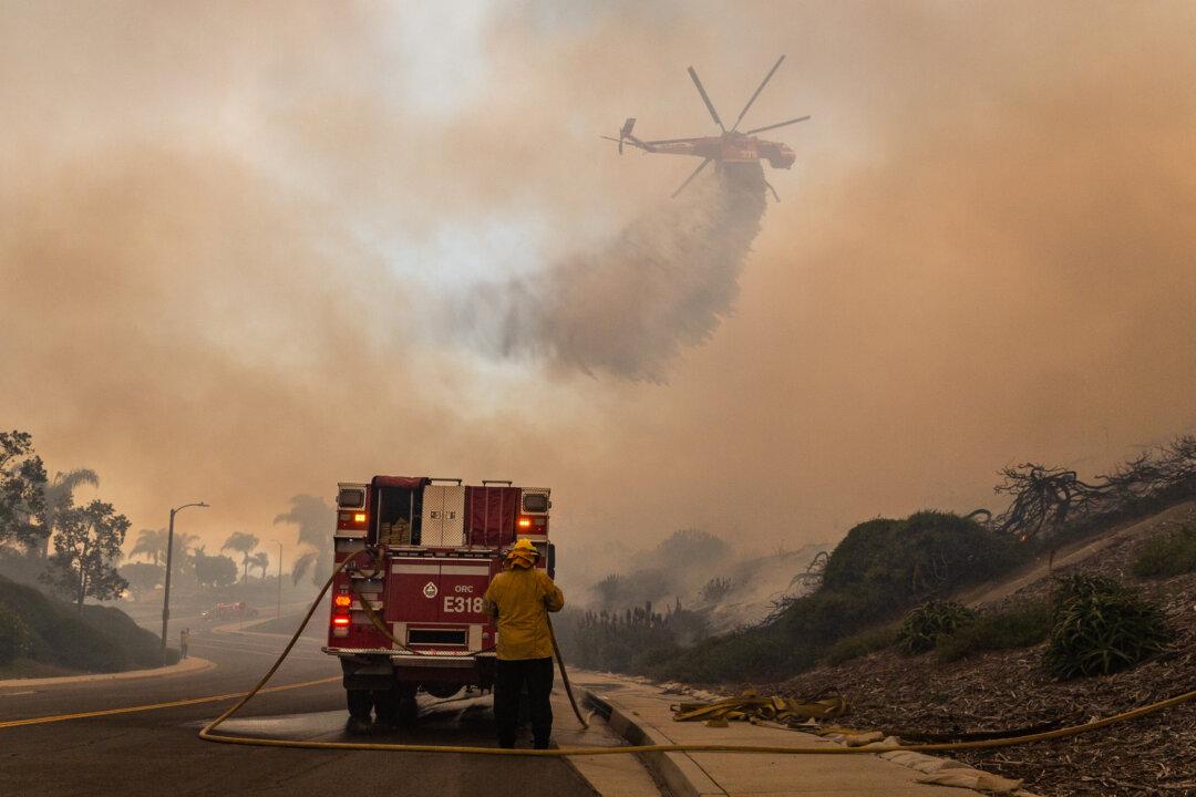 Authorities: Local Coverage of Coastal Fire ‘Untrue’