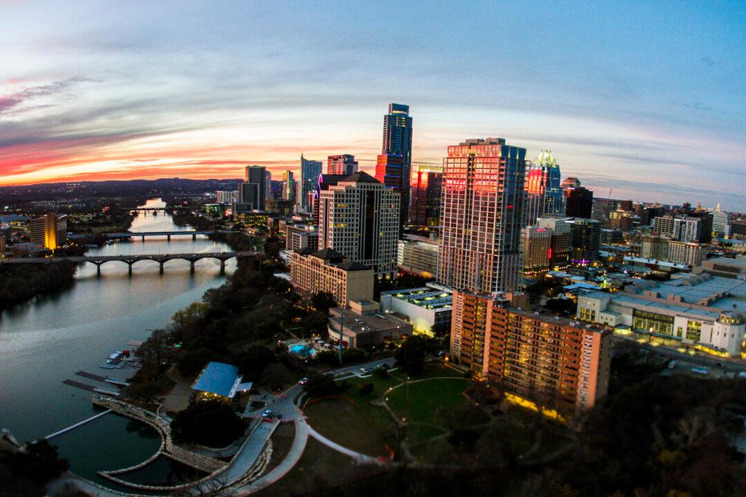 Southern States Gain Most From Domestic Migration in 2023: Census