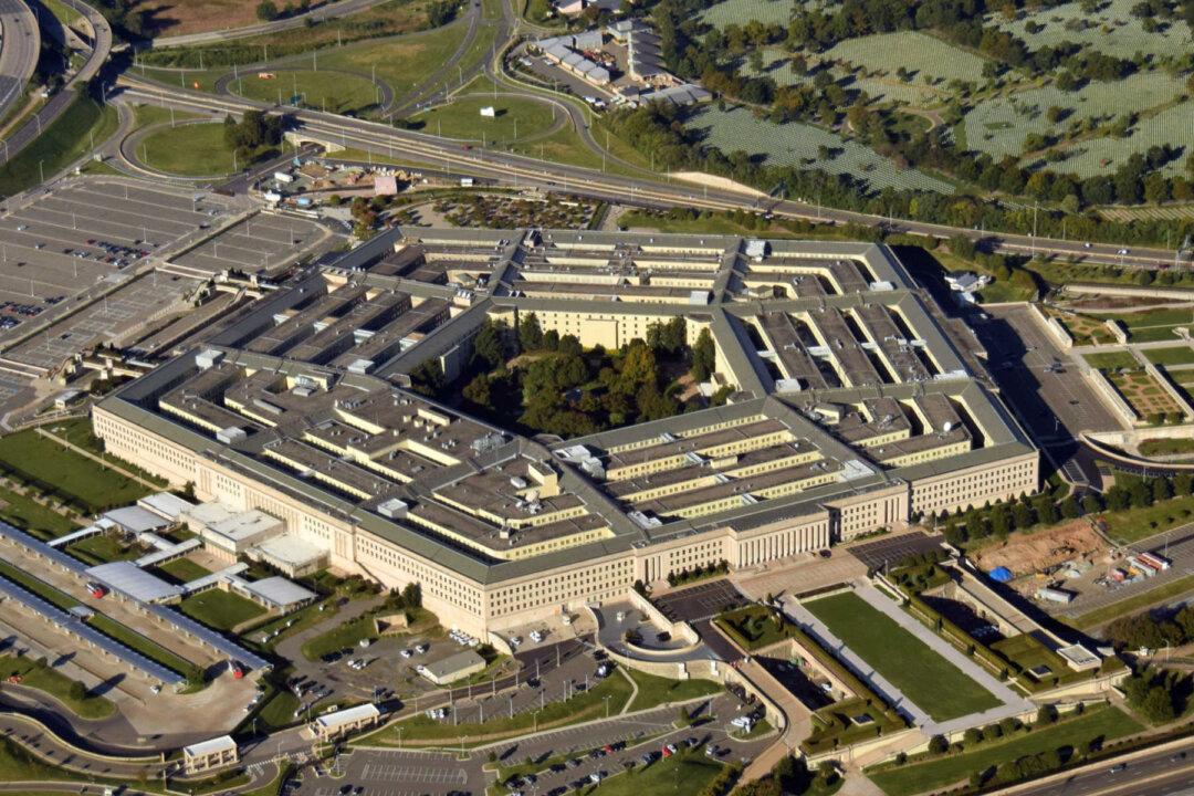 Who Really Owns Big Digital Tech?