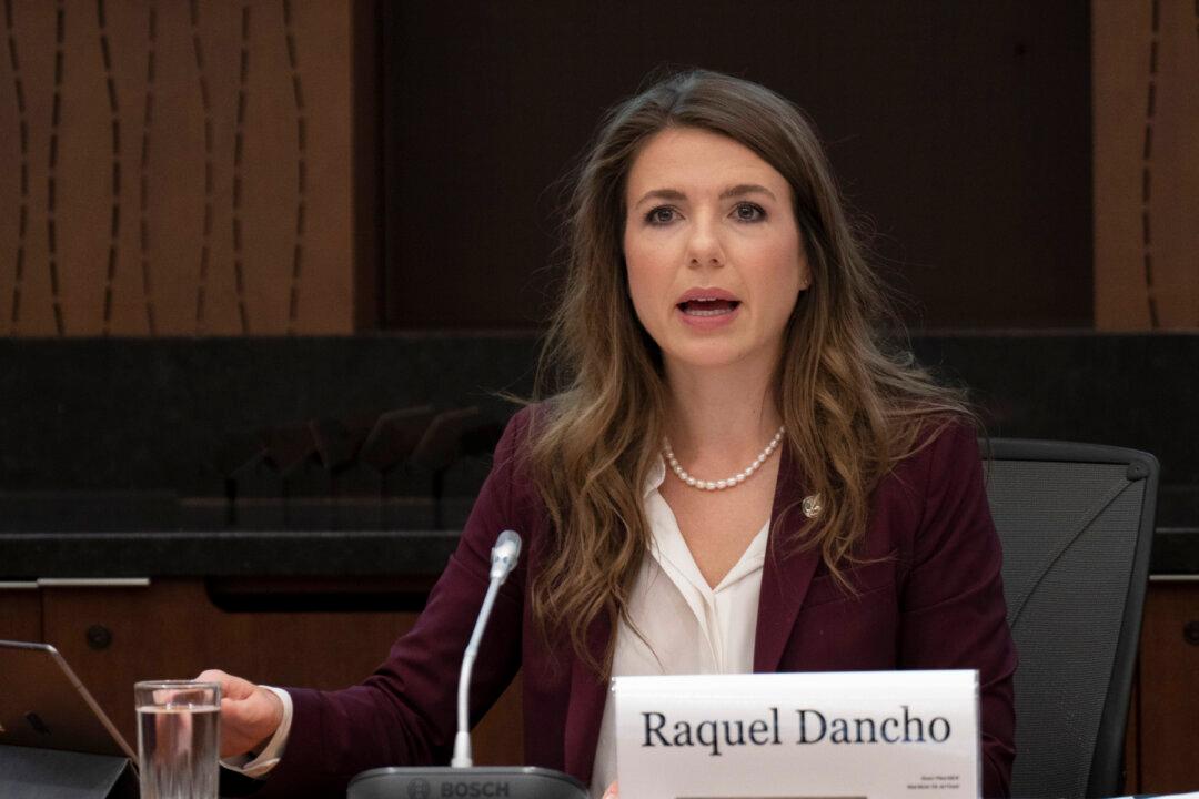 Feds Must Answer for Security Lapse Involving 469 Missing Foreign Criminals: Tory MP