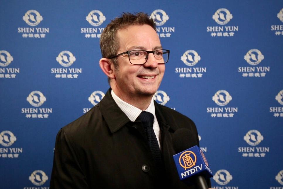 Shen Yun ‘Gives You a Tingly Feeling’ Says British HR Director