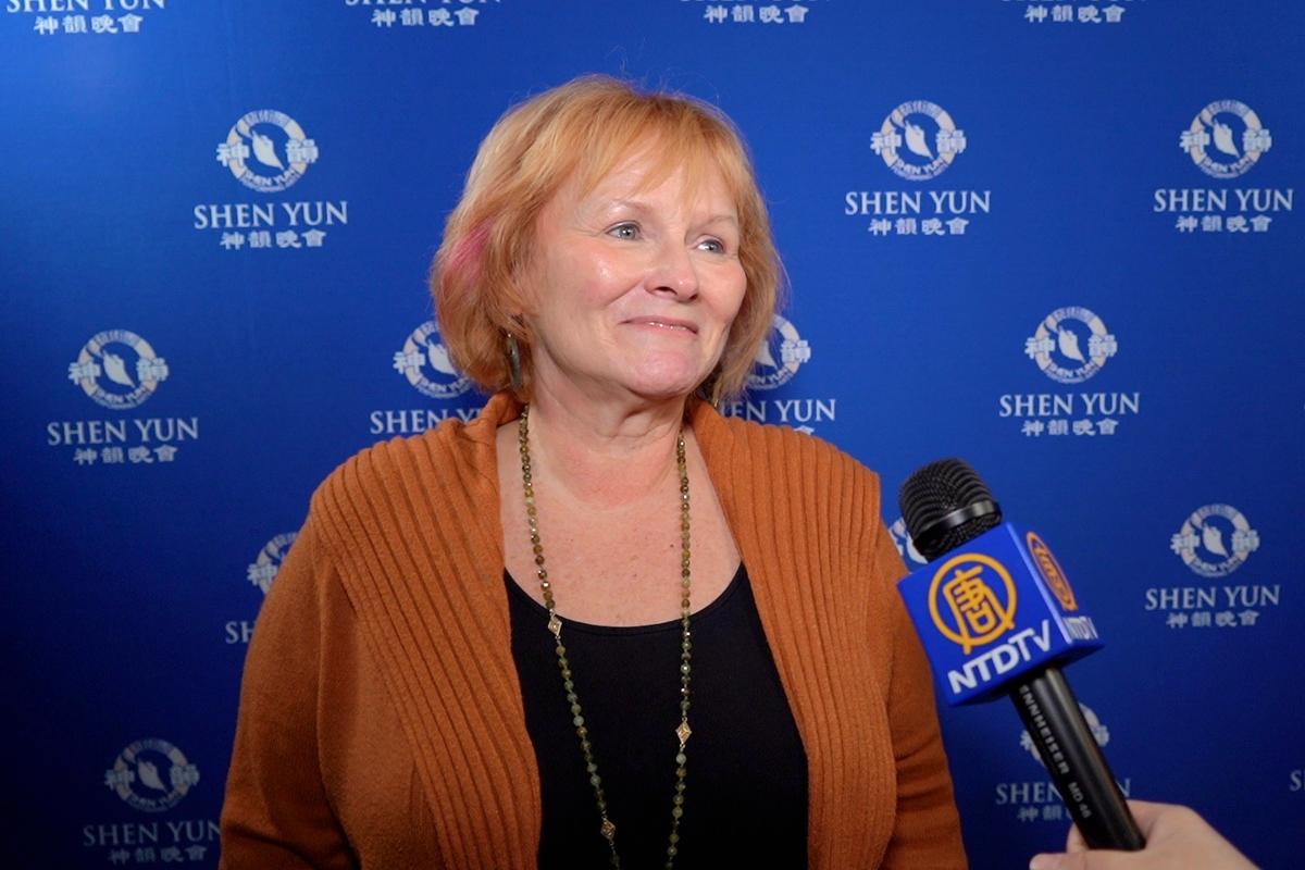 Shen Yun Portrays the ‘Beauty of the Human Spirit,’ Says Former Senior Vice President